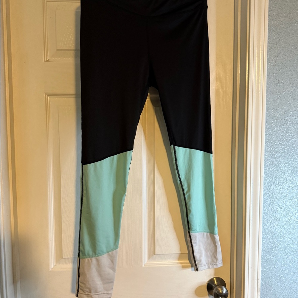 Zone Pro Kids Black and Mint Leggings